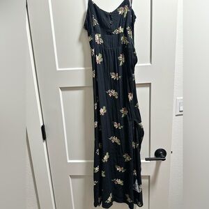 volcom balck dress size small